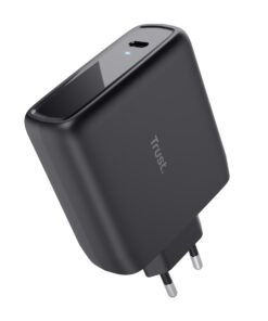 Alternative view of TRUST MAXO 100W USB-C Charger Black