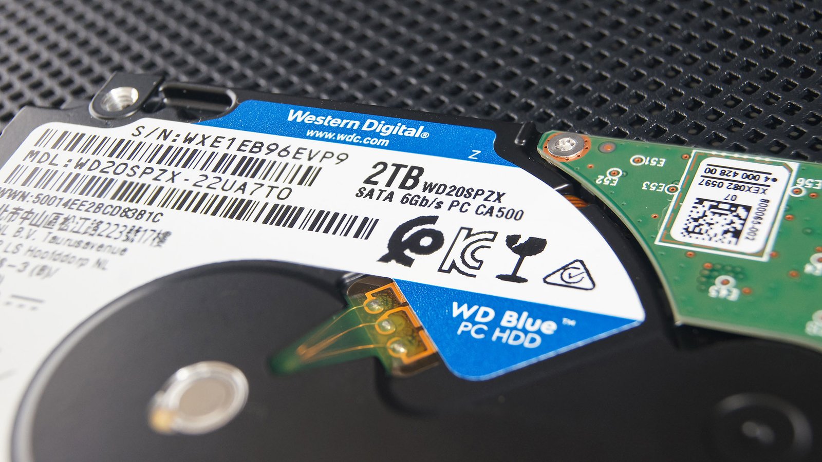 WESTERN DIGITAL WD Blue Mobile 2TB HDD 7mm 5400Rpm SATA 6Gb/s serial ATA 128MB cache 2.5inch RoHS compliant internal Bulk